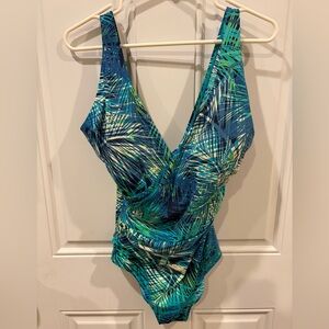 L.L.Bean Tropical Print One Piece Swimsuit Size 14 UPF 40+ Beach Pool